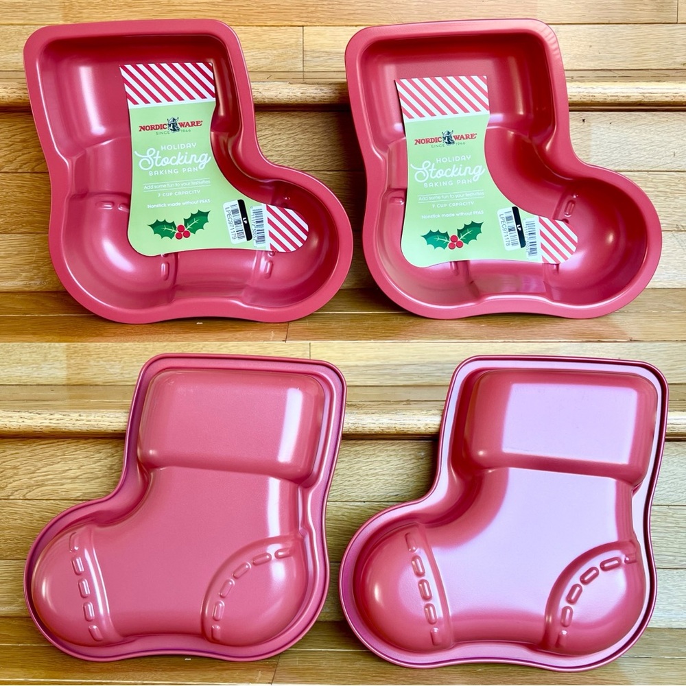 2 New NORDIC WARE Holiday Stocking Baking Pan Cake Bake Pastry Tea Cake Teacake
